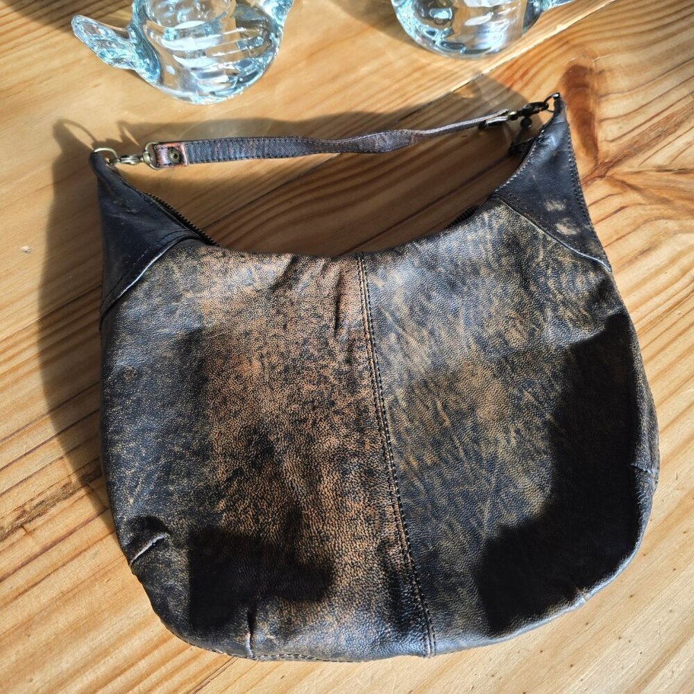 Leather bag